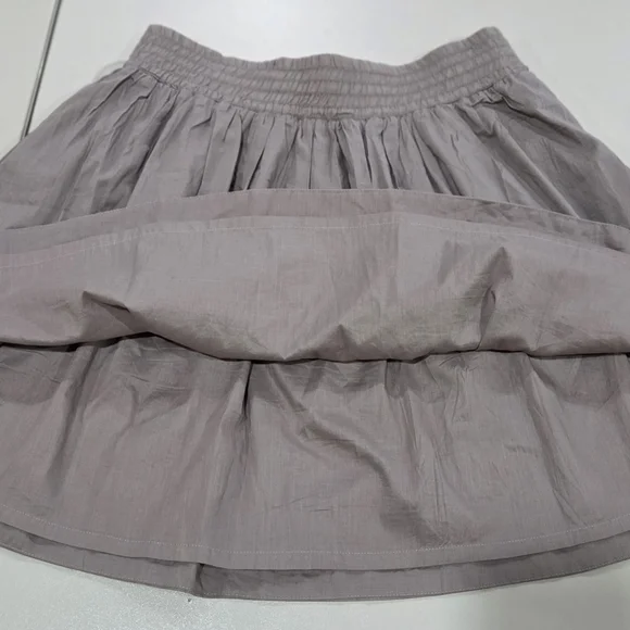 Banana Republic Gray Smocked Skater Mini Skirt - Picture 5 of 7